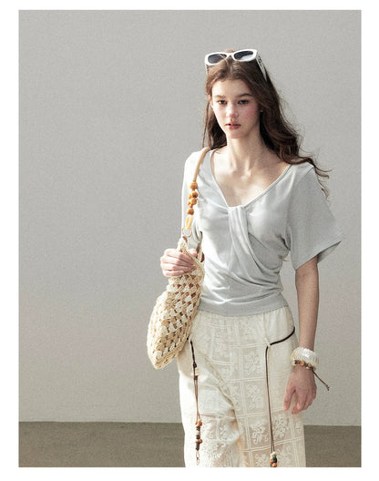 "Moonlight on Water" Twist-Front Cropped T-Shirt (Silver Mink Gray/ Mist Blue)