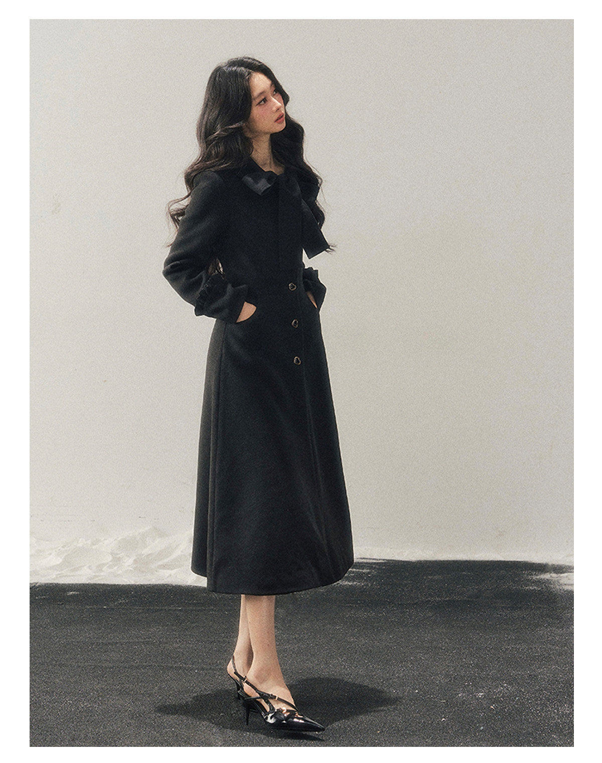 少也眼 "Snowfall Night" Wool-Blend Padded Coat – Rock Black Bow Edition