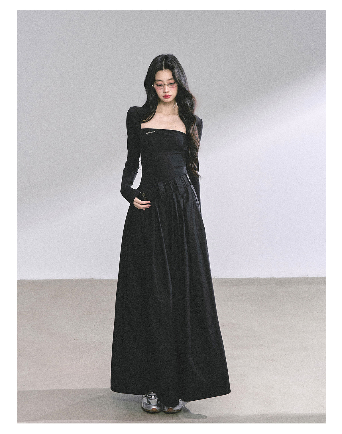 少也眼 "K-Show Muse" Elegant French Hepburn Long-Sleeve Dress - Black 47867864