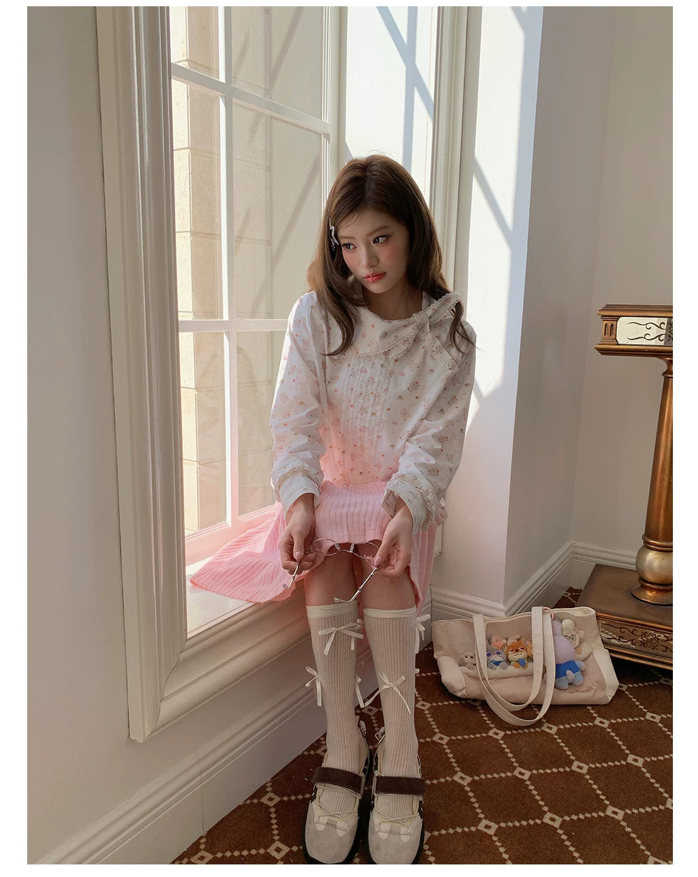 “Pudding Bear Letter” White Teddy Print Lace Blouse