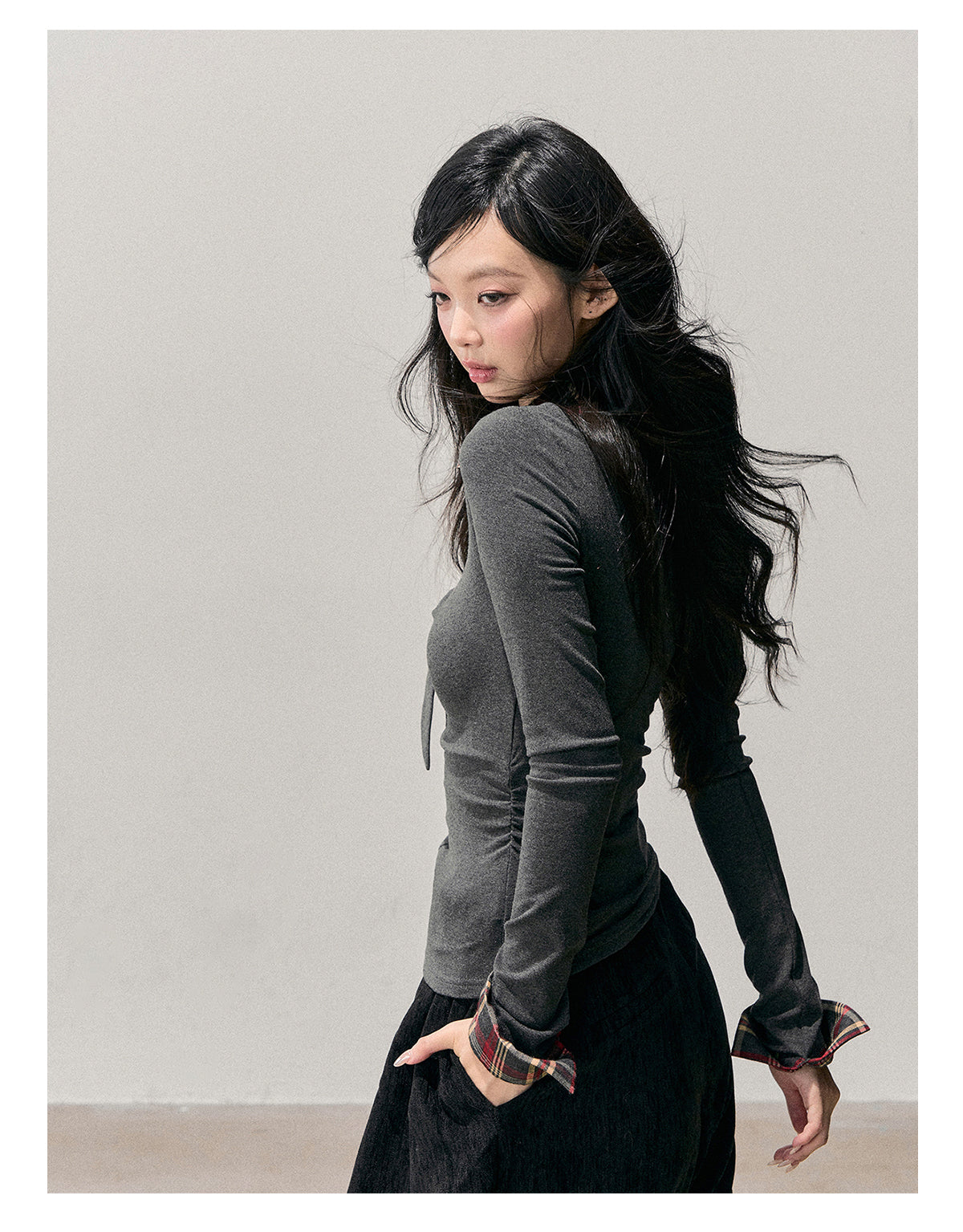 少也眼 “Her Ashen Sparks” Faux Triple-Layer Knit T-Shirt 254368463