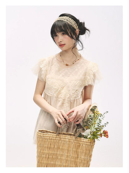 "Apricot Blossom Letter" Oatmeal Lace Patchwork Short Sleeve Blouse