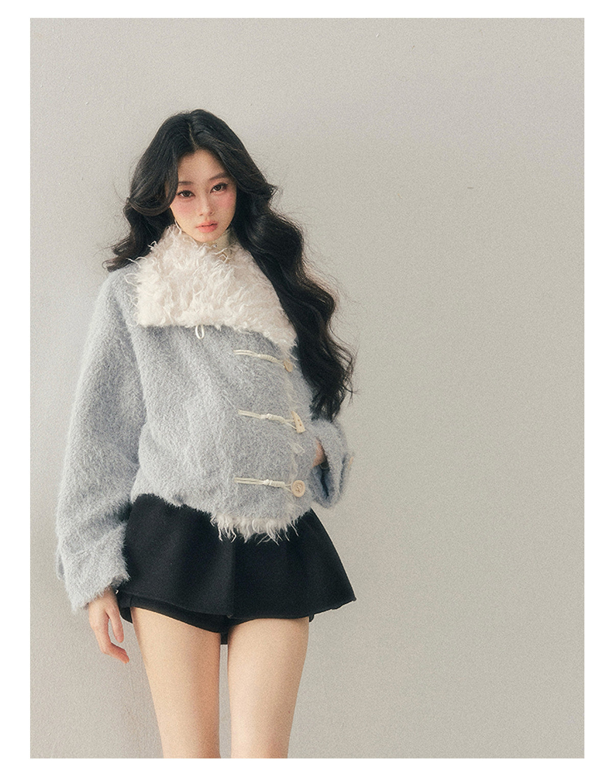 少也眼 "I Drown in Blue" Padded Winter Coat - Glacier Blue