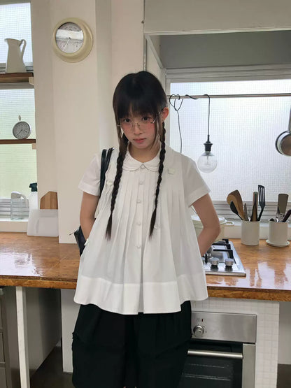 "Hyacinth Letter" White Cotton Peter Pan Collar Pleated Blouse