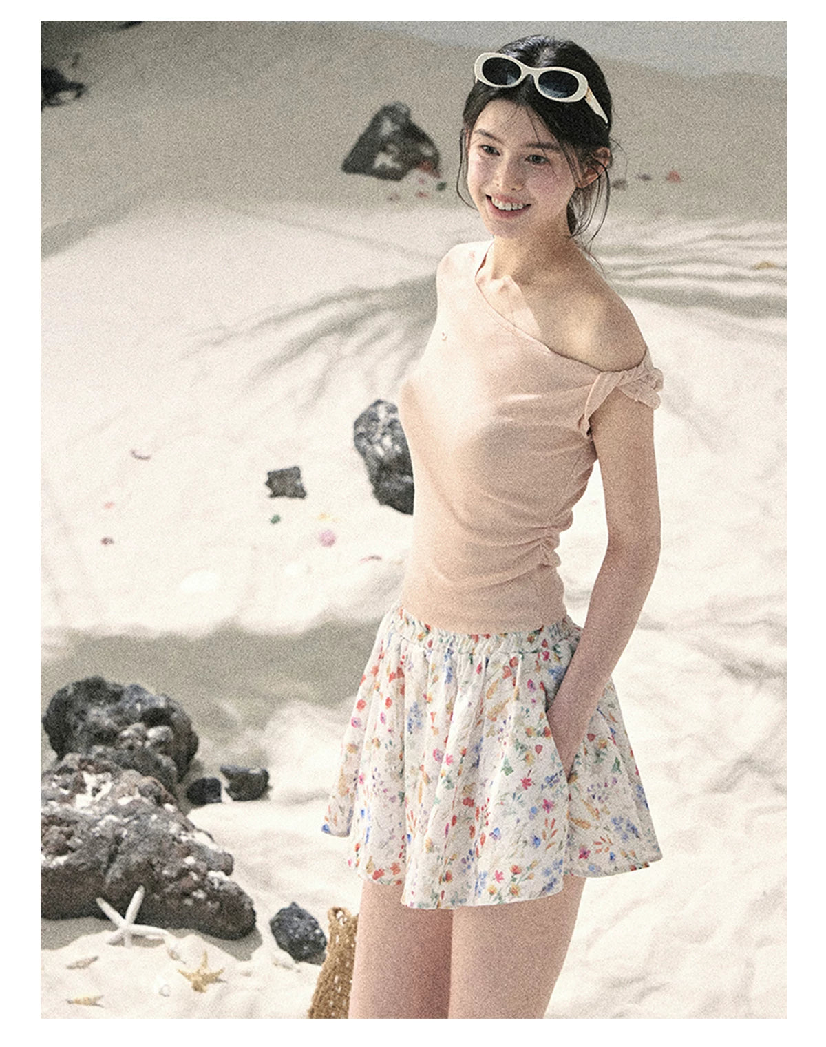 "Shape of the Wind" Soft Pink One-Shoulder Twist Crop Top 6556585