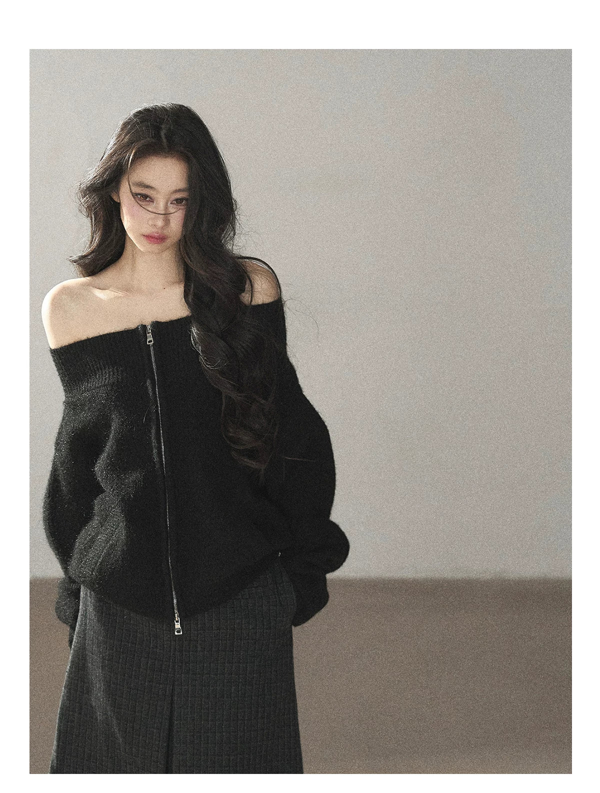 AOMALM - Quiet Black Wool-Blend Cropped Knit Jacket