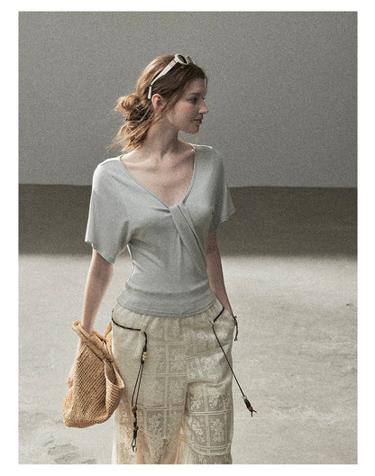"Moonlight on Water" Twist-Front Cropped T-Shirt (Silver Mink Gray/ Mist Blue)