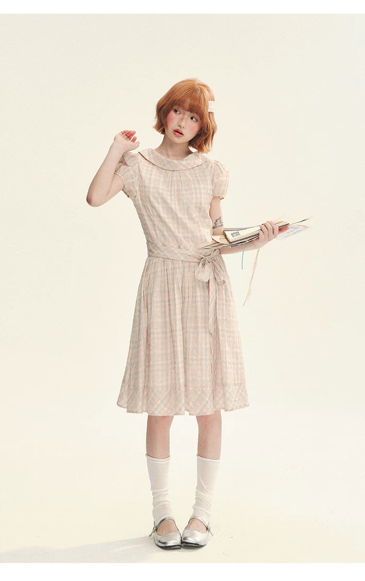 "Showa Girl" Vintage Plaid Floral Print Peter Pan Collar Bow Waist-Defined A-Line Dress