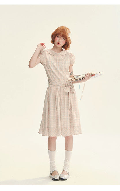 "Showa Girl" Vintage Plaid Floral Print Peter Pan Collar Bow Waist-Defined A-Line Dress