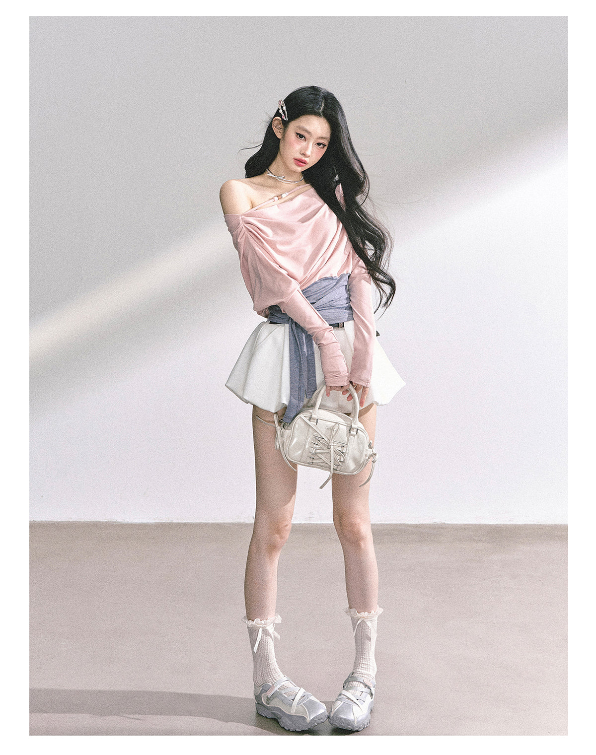 少也眼 "Soft & Sweet" Korean Asymmetric Off-Shoulder Cropped Spicy Girl Tee
