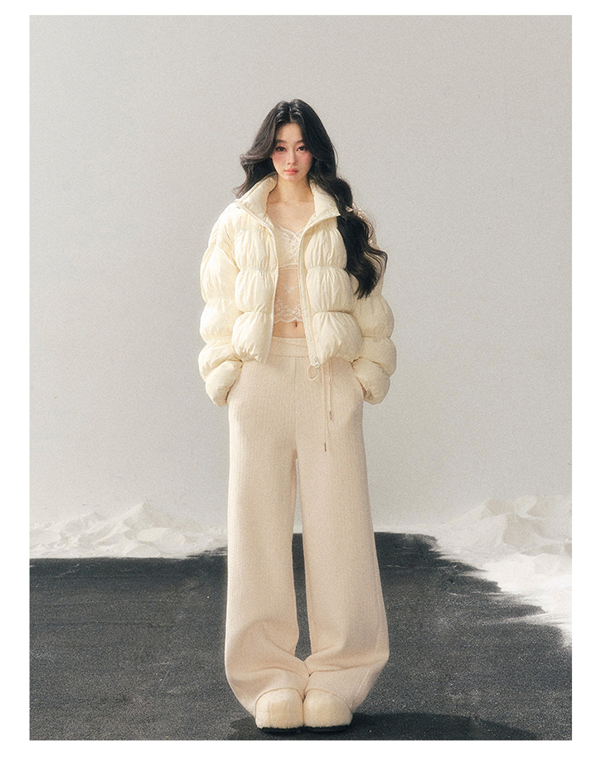 181225 “She Gazes at the Snow” White Duck Down Cropped Jacket - Milky Apricot White