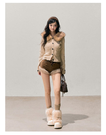 少也眼 “Silent Snowfall” Faux-Fur Collar Knit Cardigan 54639846