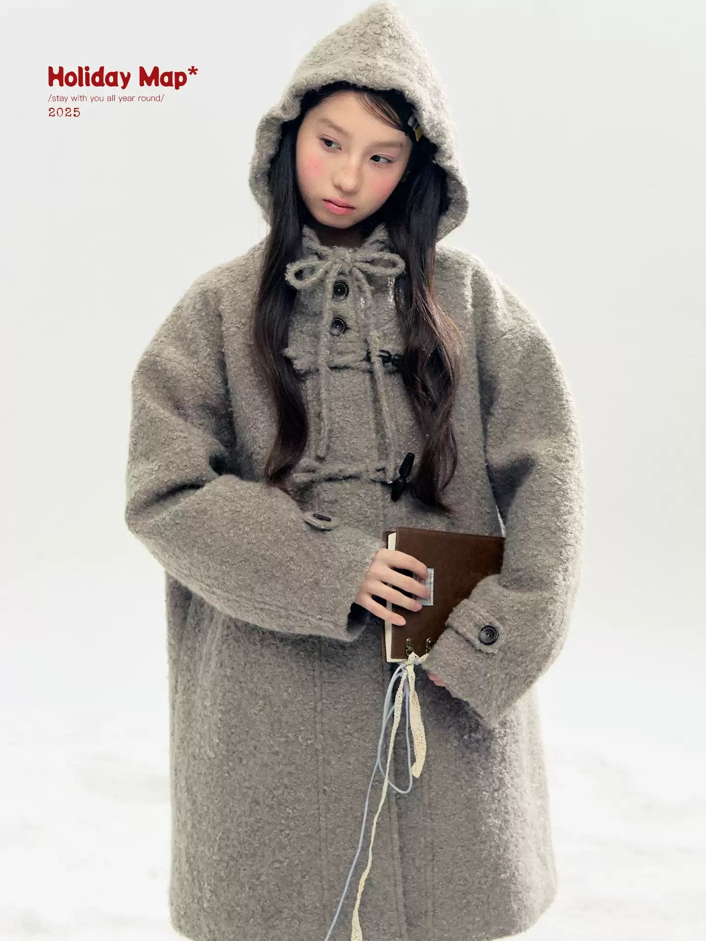 "Pinecone Post" Frost Gray Hooded Down Duffle Coat
