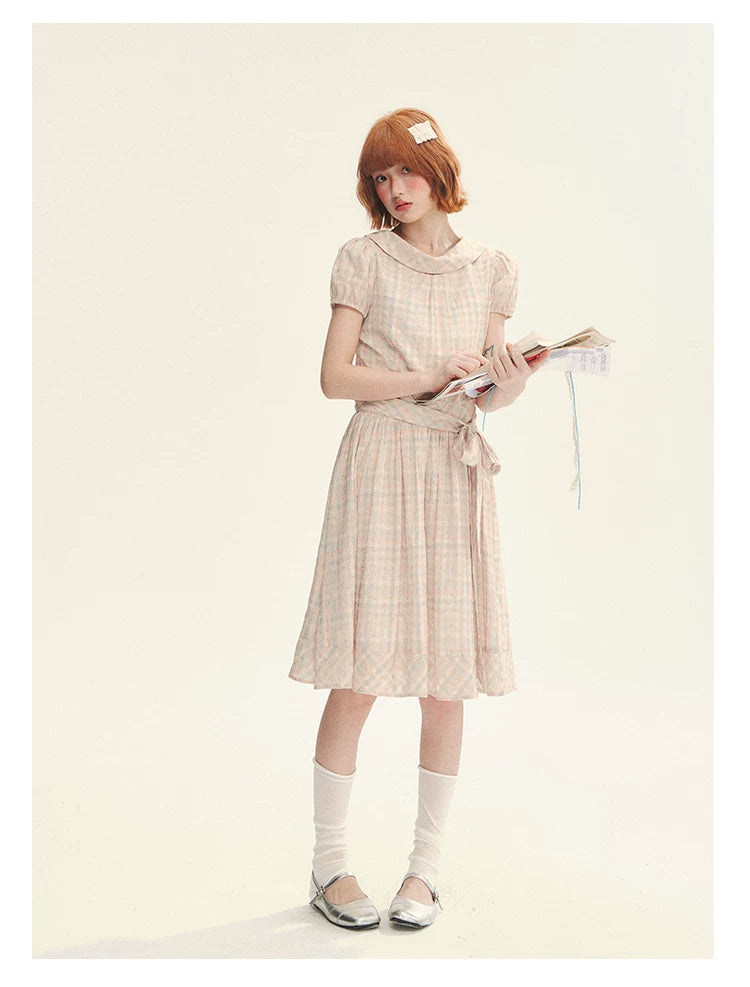"Showa Girl" Vintage Plaid Floral Print Peter Pan Collar Bow Waist-Defined A-Line Dress