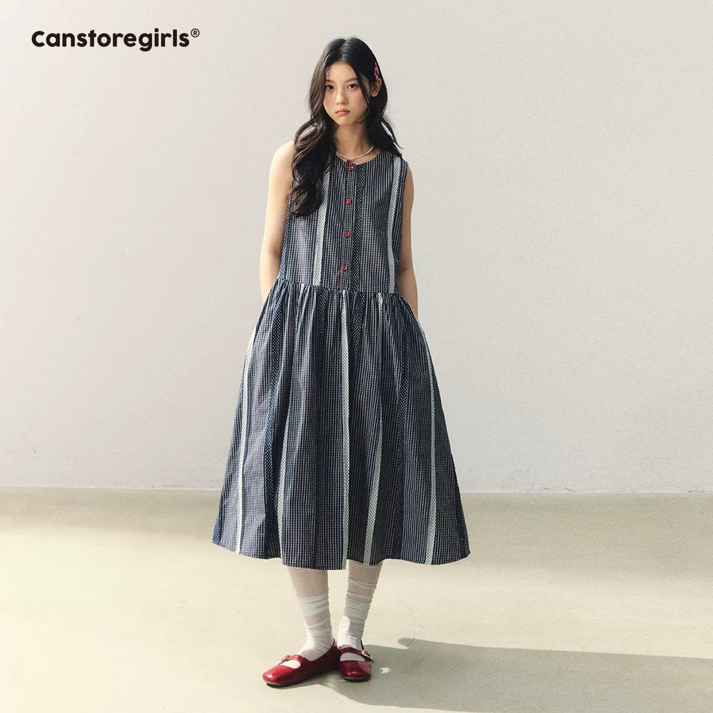 "Red Pulse in Monochrome" Plaid Sleeveless Dress with Red Button LL2026027