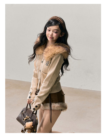 少也眼 “Silent Snowfall” Faux-Fur Collar Knit Cardigan 54639846