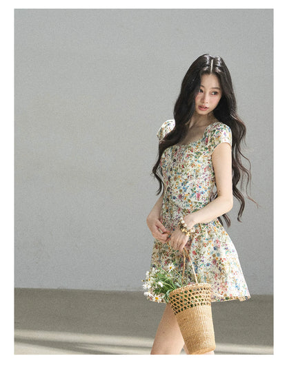 "Bloom in Full Glory" Dutch Cream Floral Puff Mini Dress