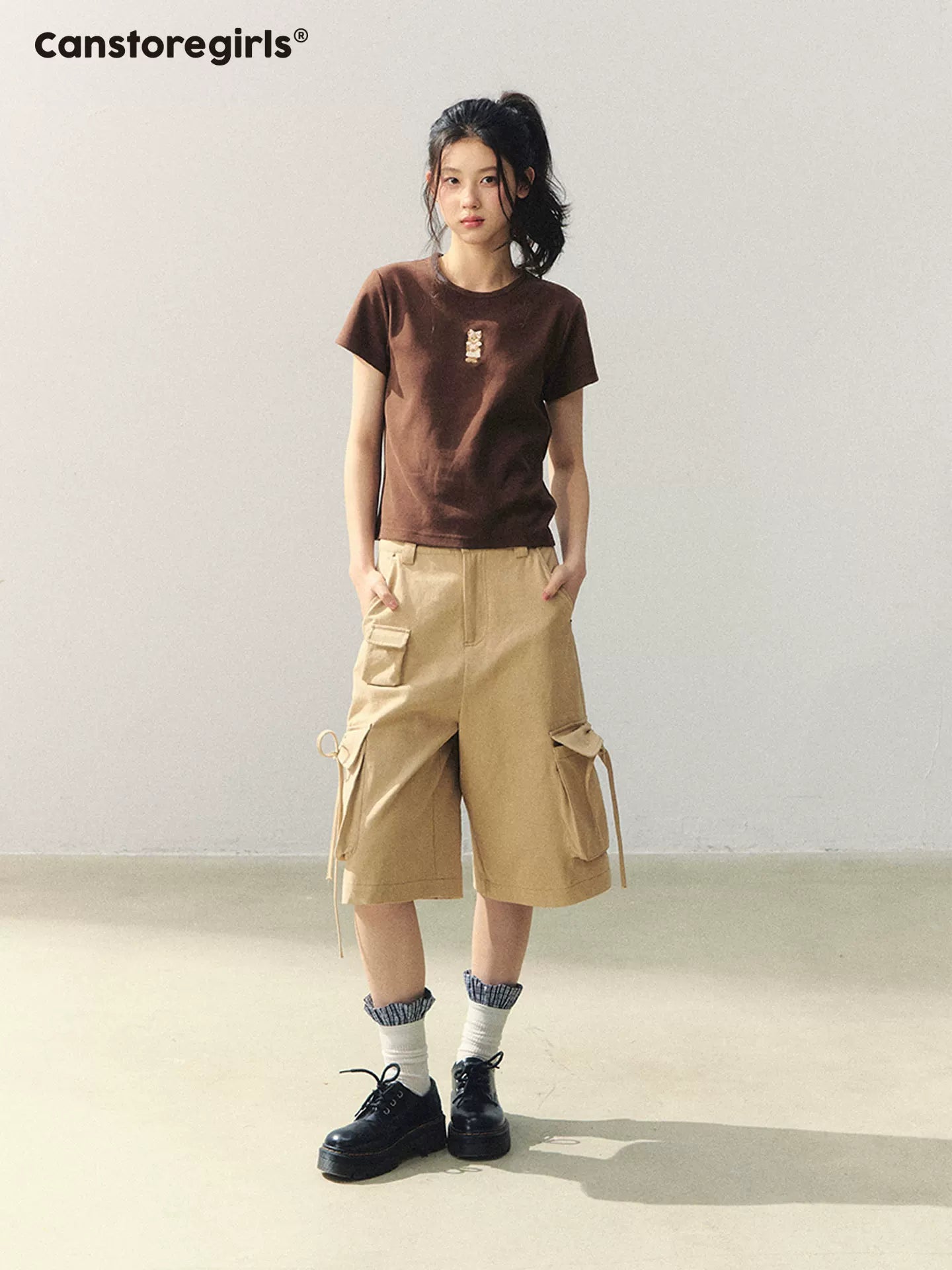 "Sand Messenger Mood" Khaki Bow Drawstring Cropped Cargo Pants WW2026042