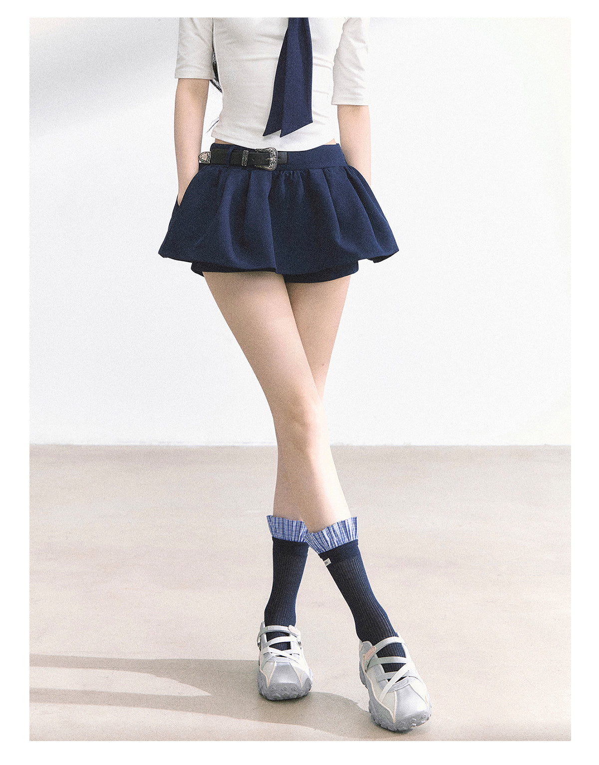少也眼 "Annie Academy" A-Line Puff Mini Skirt - Navy Blue