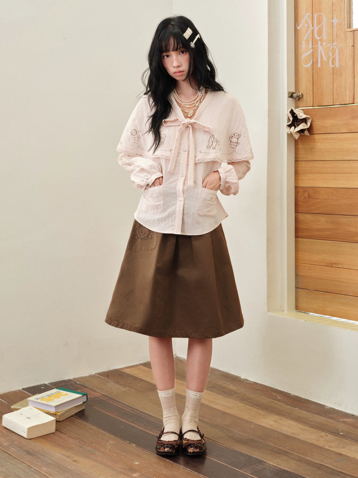 DAILY ARTIST - Coffee Brown Rose Embroidered Pleated A-Line Skirt