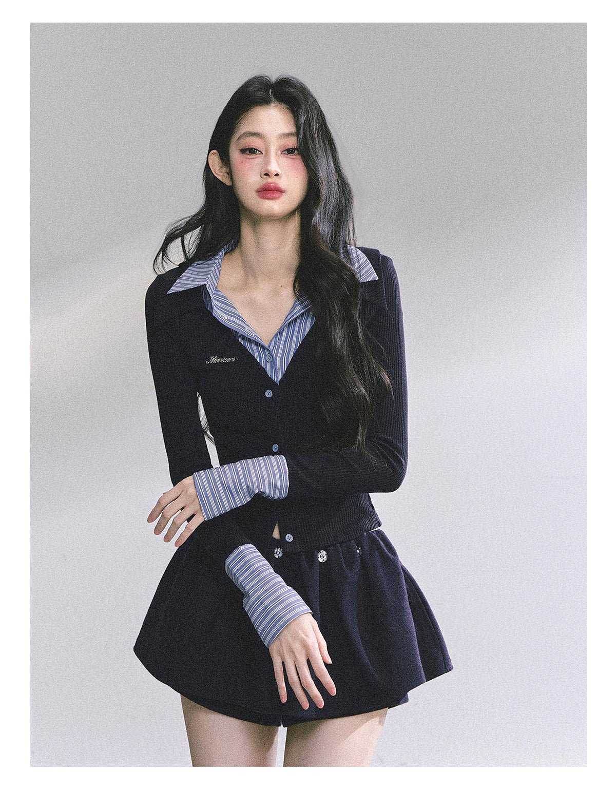 少也眼 "Oakwood Poetry" Faux-Layered Striped Knit Polo - Navy