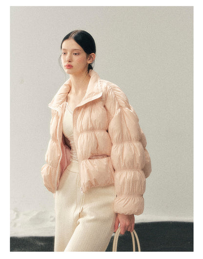 少也眼 “She Gazes at the Snow” White Duck Down Cropped Jacket - Lotus Root Pink