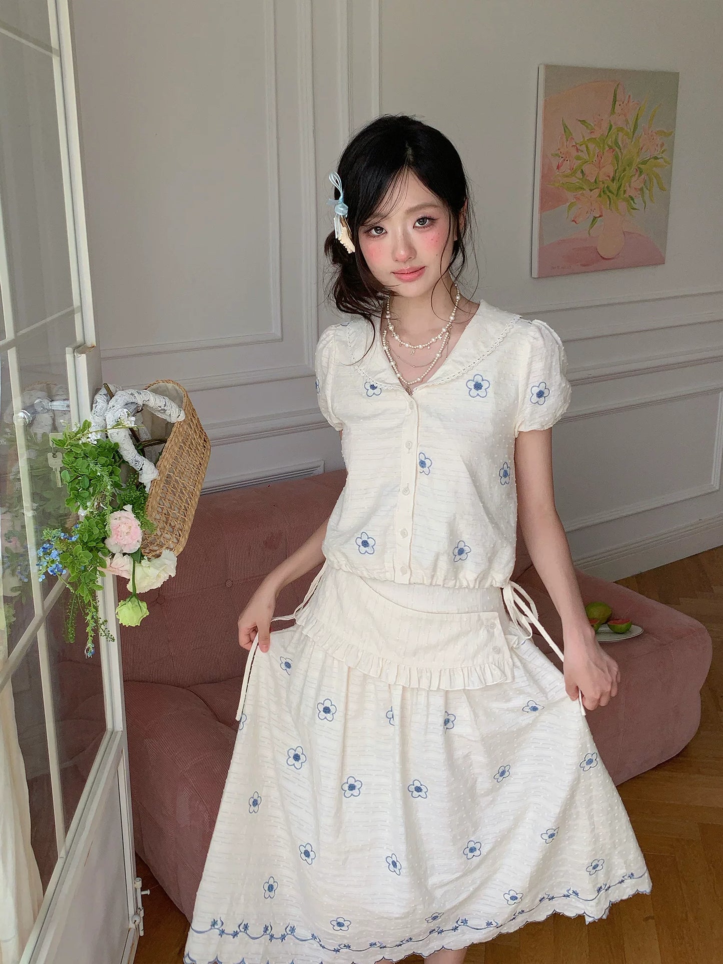 “Flower Sugar Soufflé” Cream Floral Embroidered Skirt Set