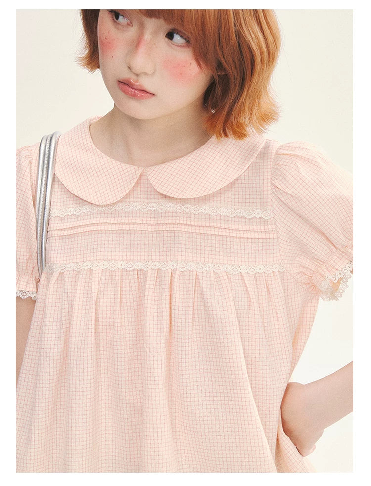 "Sweet Silhouette" Plaid Lace Trim Puff Sleeve Peter Pan Collar Blouse (Red Blue / Red White)