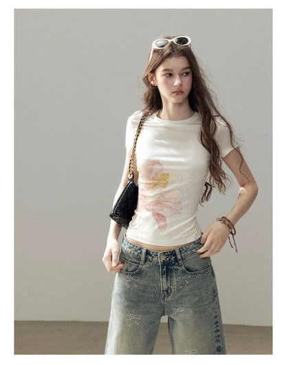 "When Secrets Bloom" Dutch Cream Fitted Baby Tee