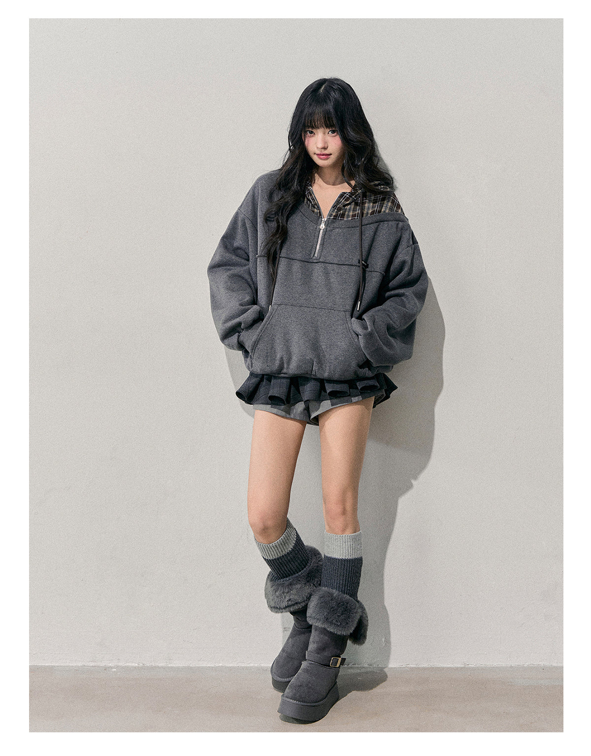 少也眼 “Silent Density” Two-in-One Plaid Hoodie Sweatshirt