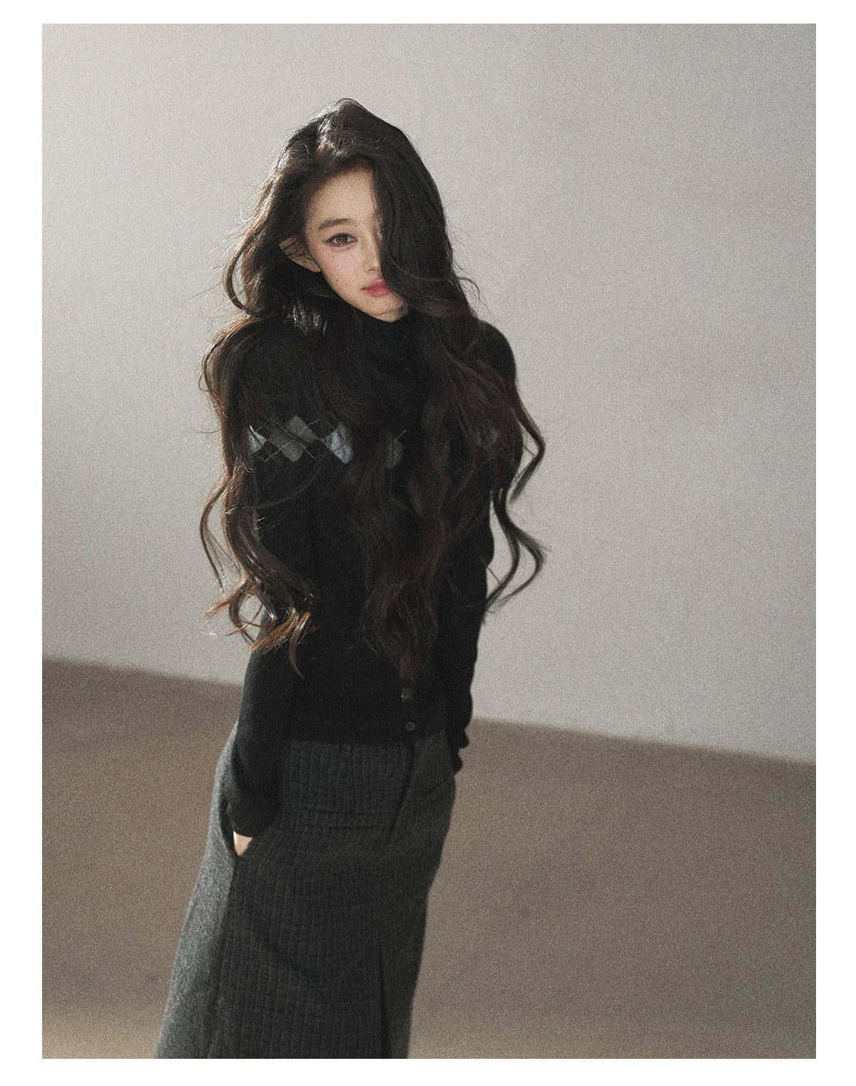 AOMALM - Rich Black Wool-Blend Pleated A-Line Midi Skirt