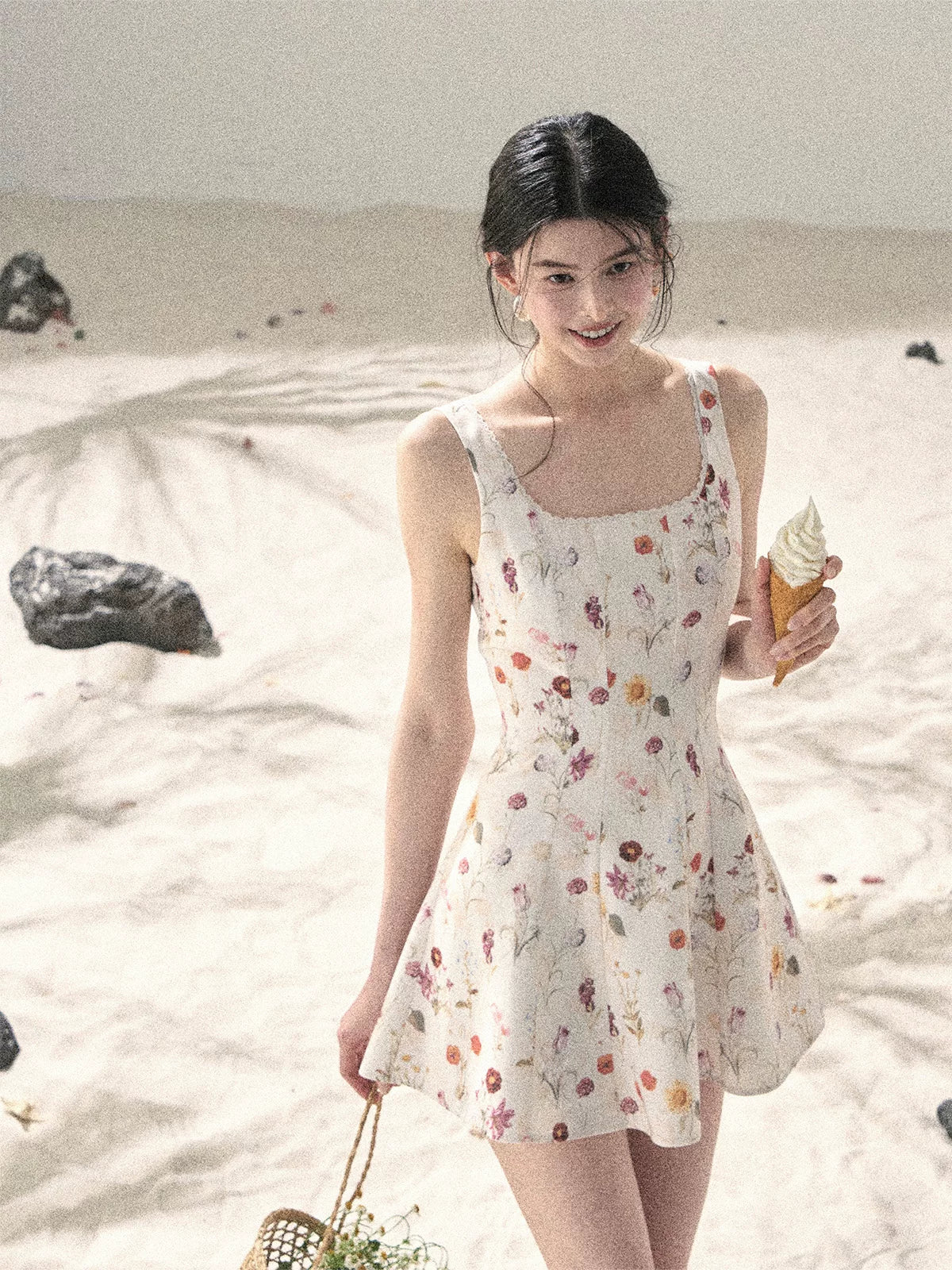 "Chamomile Summer" Dutch Cheese Floral Lace Pinafore Mini Dress 46345