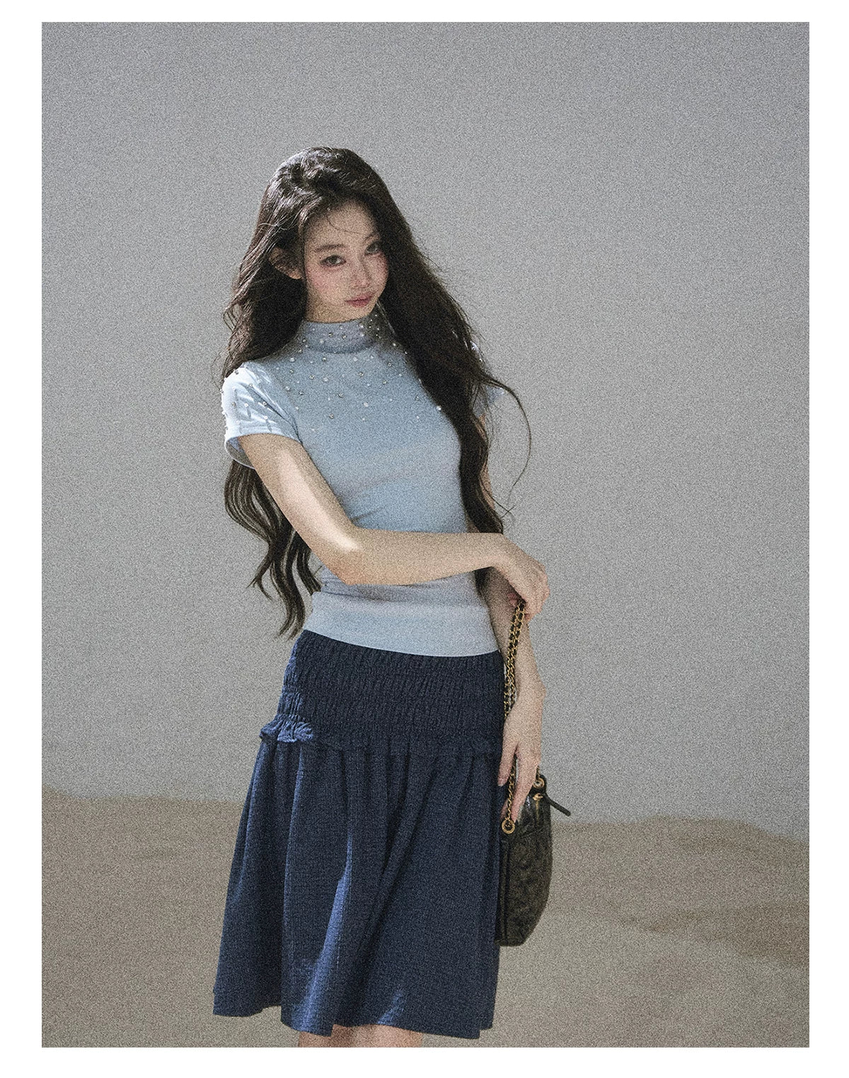 "Scattered Across the Milky Way" Pearl Beaded Knit T-Shirt (Haze Blue/ Sage Gray)