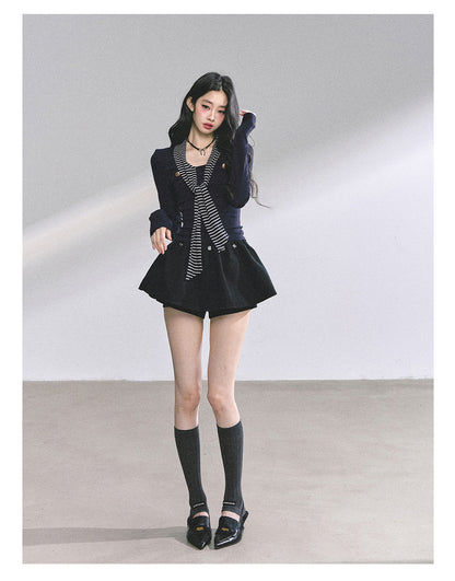 少也眼 "High-Mind Lady" American-Style Tee with Striped Neck Tie - Navy 145846315