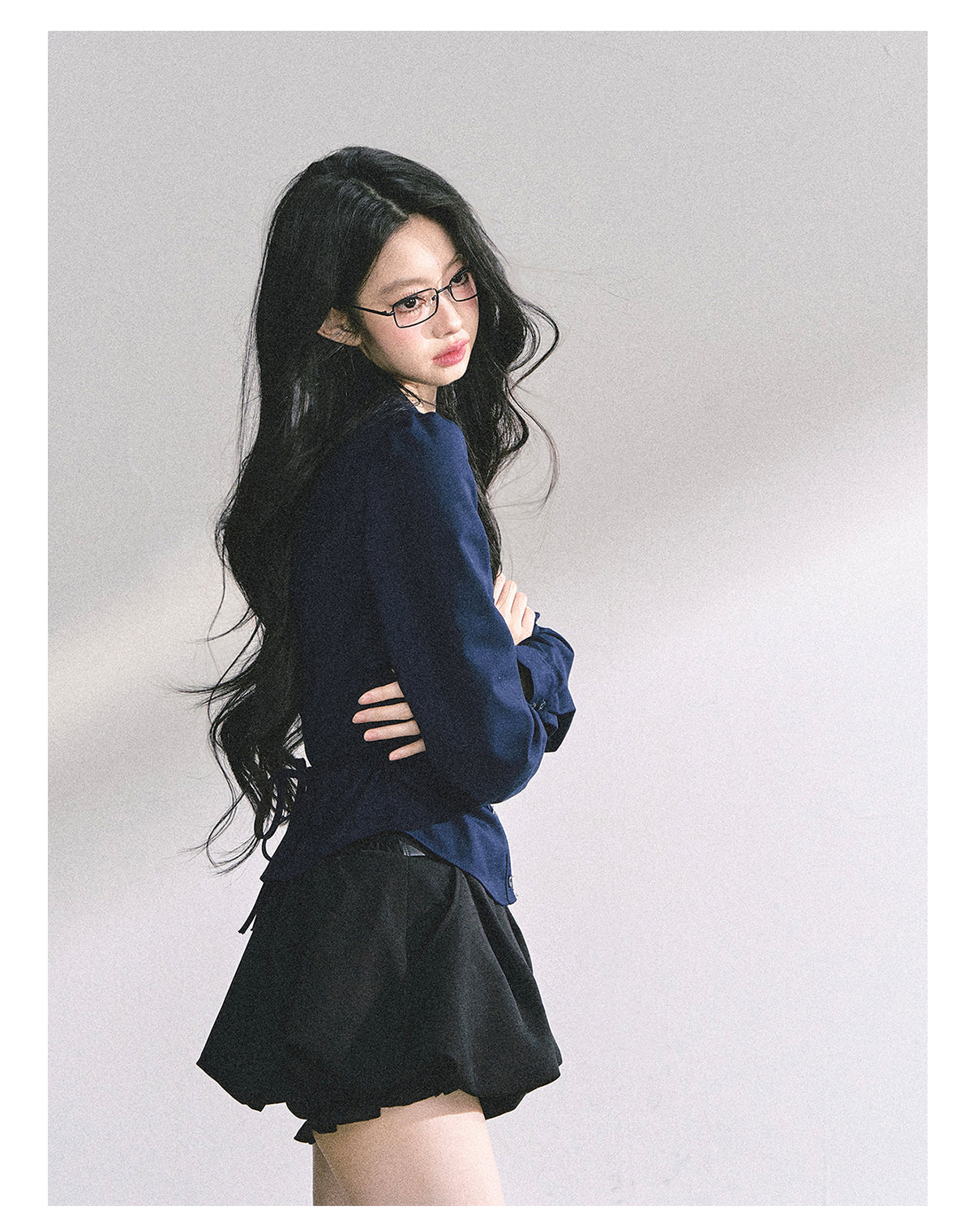 少也眼 "K-Drama White Moonlight" Soft Sophisticate Blouse - Navy Blue 486864