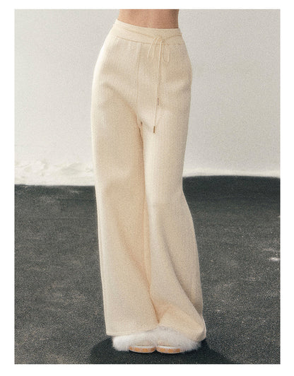 少也眼 "She Drifts Like a Cloud" Korean Minimal Knit Wide-Leg Pants - Milky Almond White