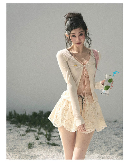 “Lost in Your Embrace” Dutch Cream Lace Puff Skort