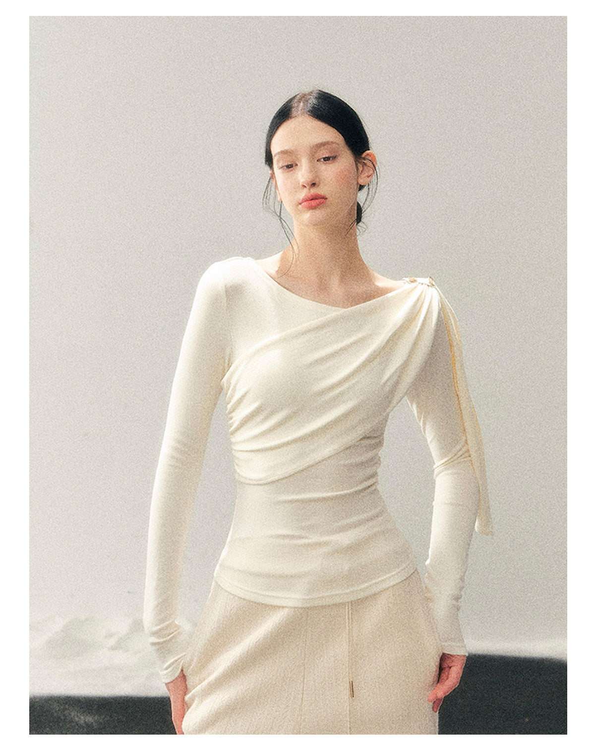 181225 “She Is Lighter Than the Wind” Streamer-Neck Top - Milky Apricot White