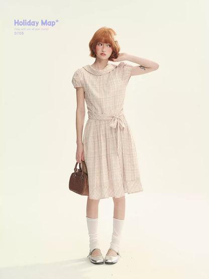 "Showa Girl" Vintage Plaid Floral Print Peter Pan Collar Bow Waist-Defined A-Line Dress