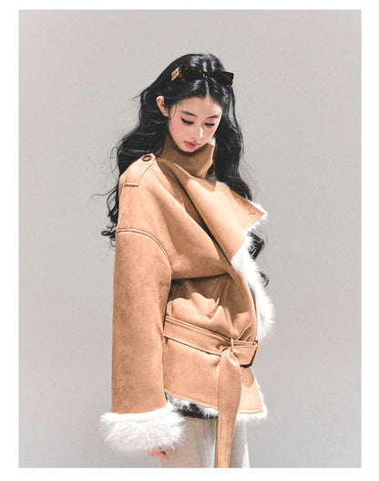 少也眼 "Monologue in the Snow" Suede Faux Shearling Jacket with Belt - Khaki 8746513