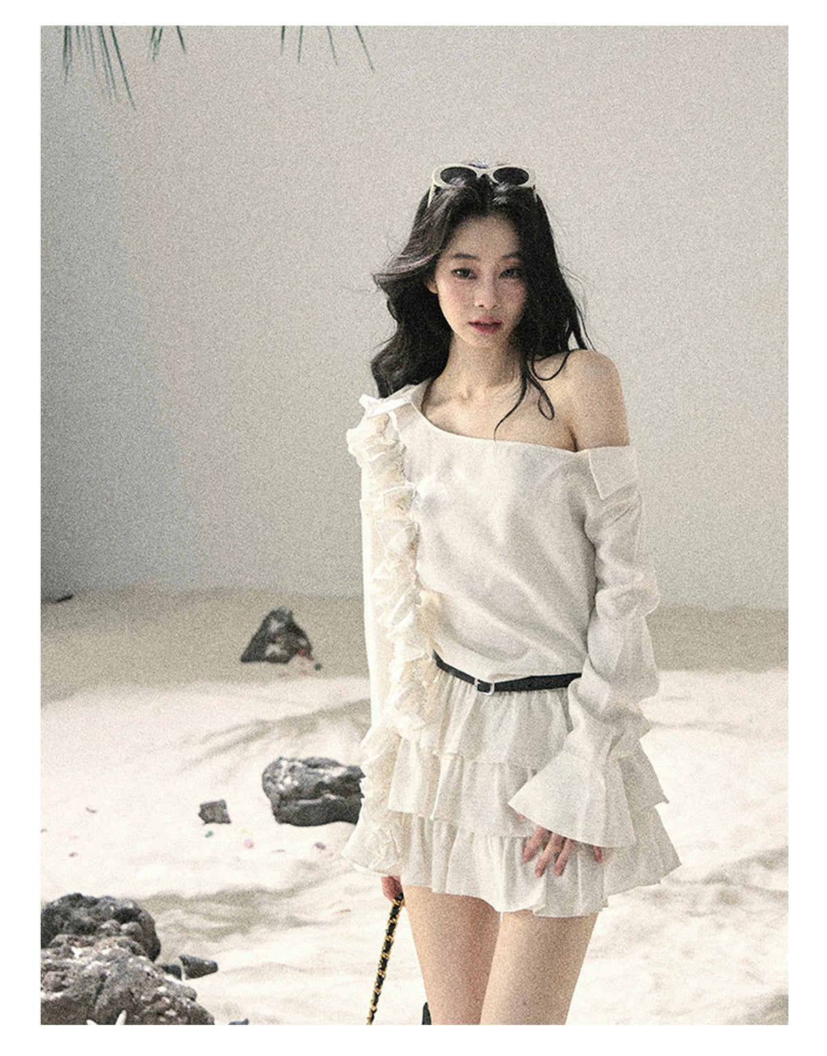 "Petals of Early Summer" Mist White Ruffle One-Shoulder Cake Dress (With Belt) 58648