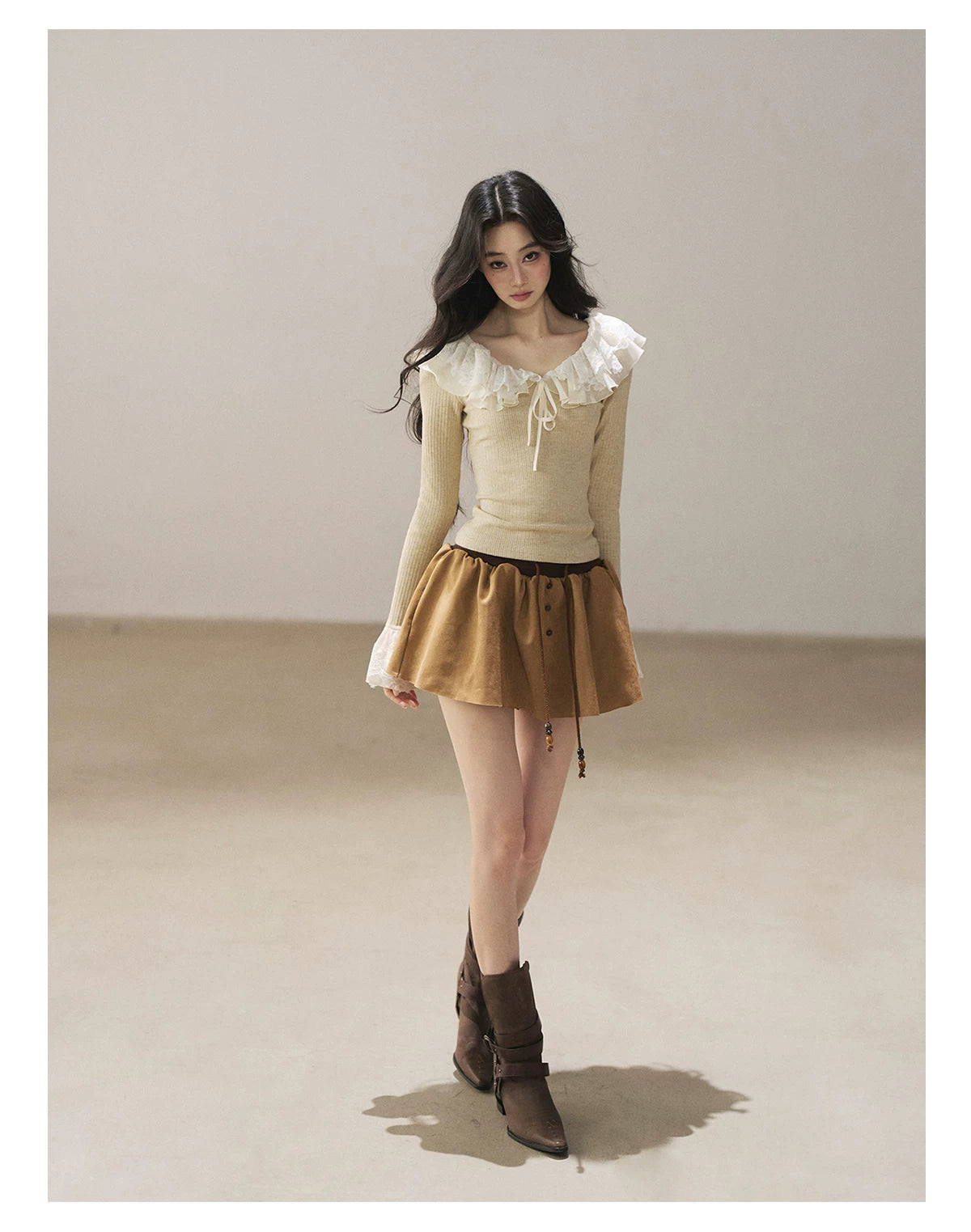 AOMALM - Oatmeal Ruffle Lace Knit Cropped Top