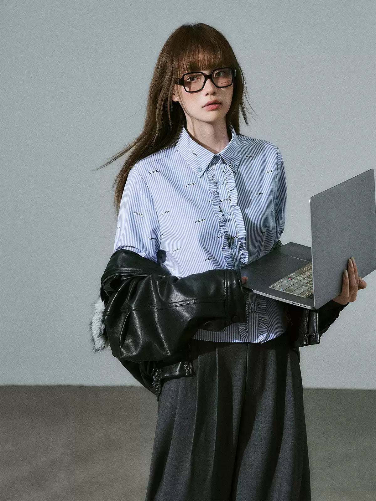 LOST FOREST - Blue Stripe Floral Jacquard Cropped Shirt