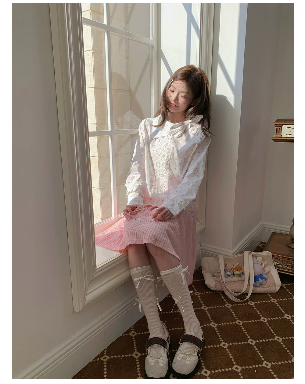 “Pudding Bear Letter” White Teddy Print Lace Blouse