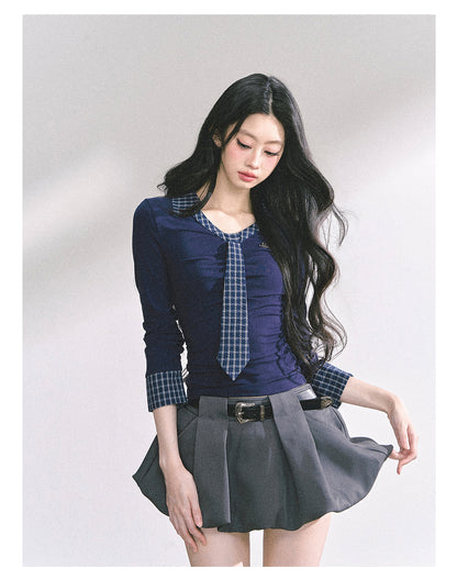 少也眼 "Han Gao Rolecard" Dual-Layer Illusion V-Neck Plaid Waist-Slimming Tee - Navy Blue