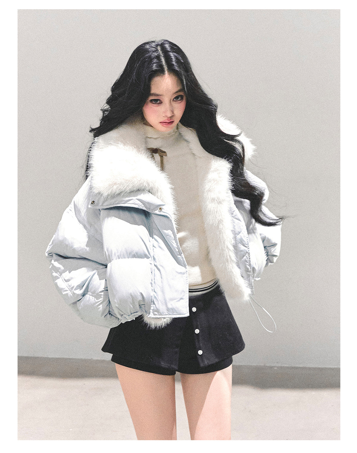 少也眼 "Silent Blue" Faux Fox Collar Down Jacket 784651