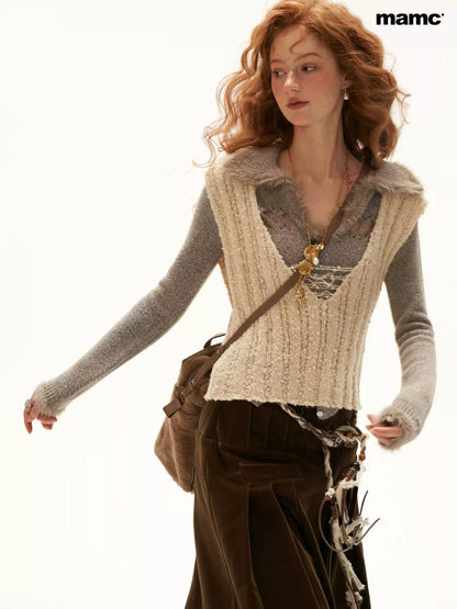 MAMC - U-Neck Textured Knit Vest - Cropped Sleeveless Sweater Top (Gray / Cream)