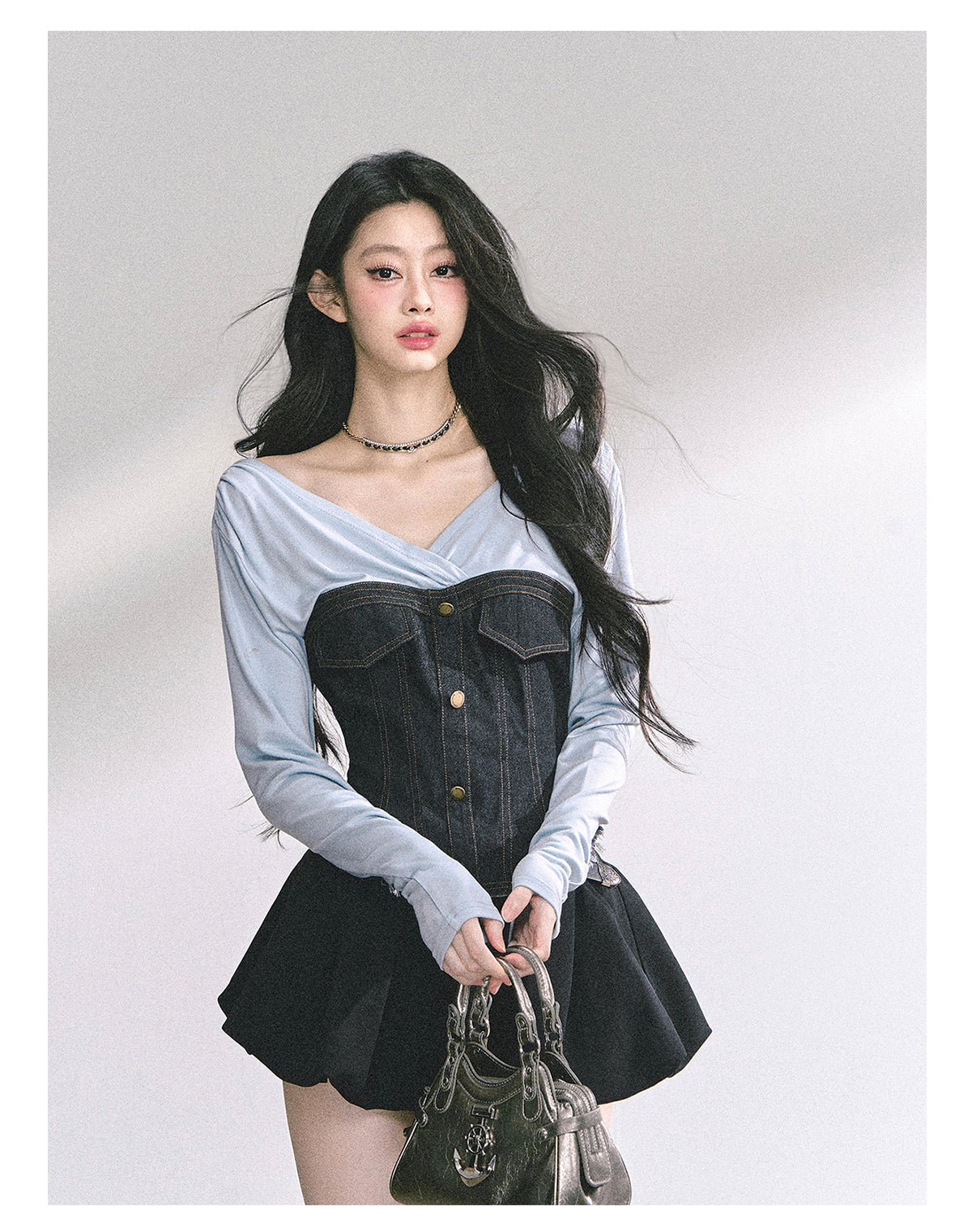 少也眼 "Northern Isle" V-Neck Denim Knit Crop Tee 4167864