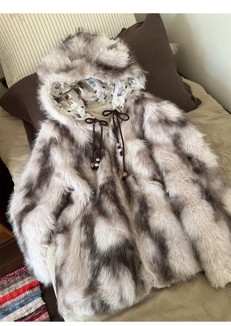阮阮自制 - "Sweet Beauty Mark" Ombre Faux Fur Hooded Puffer Jacket