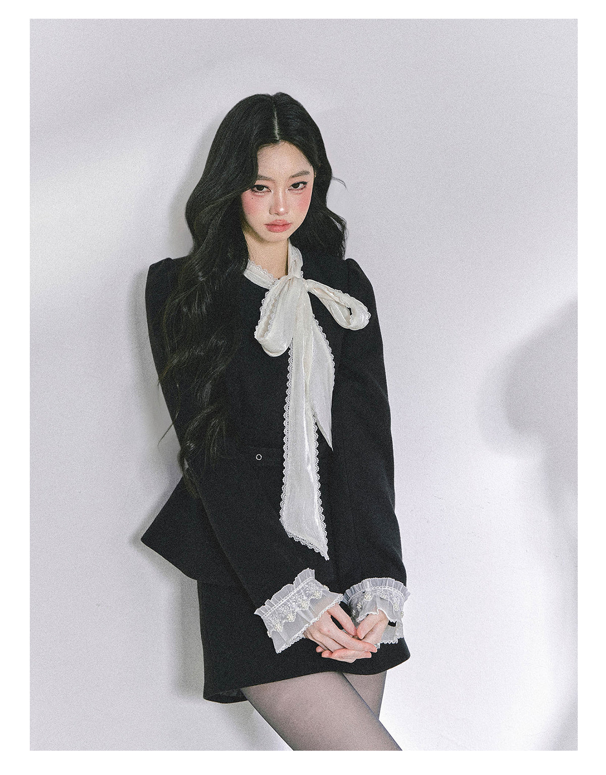 少也眼 “Nouveau Heiress” Two-Piece Jacket & Skirt Set 435434